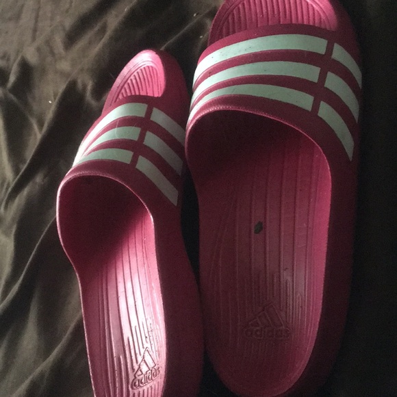 hot pink adidas slides